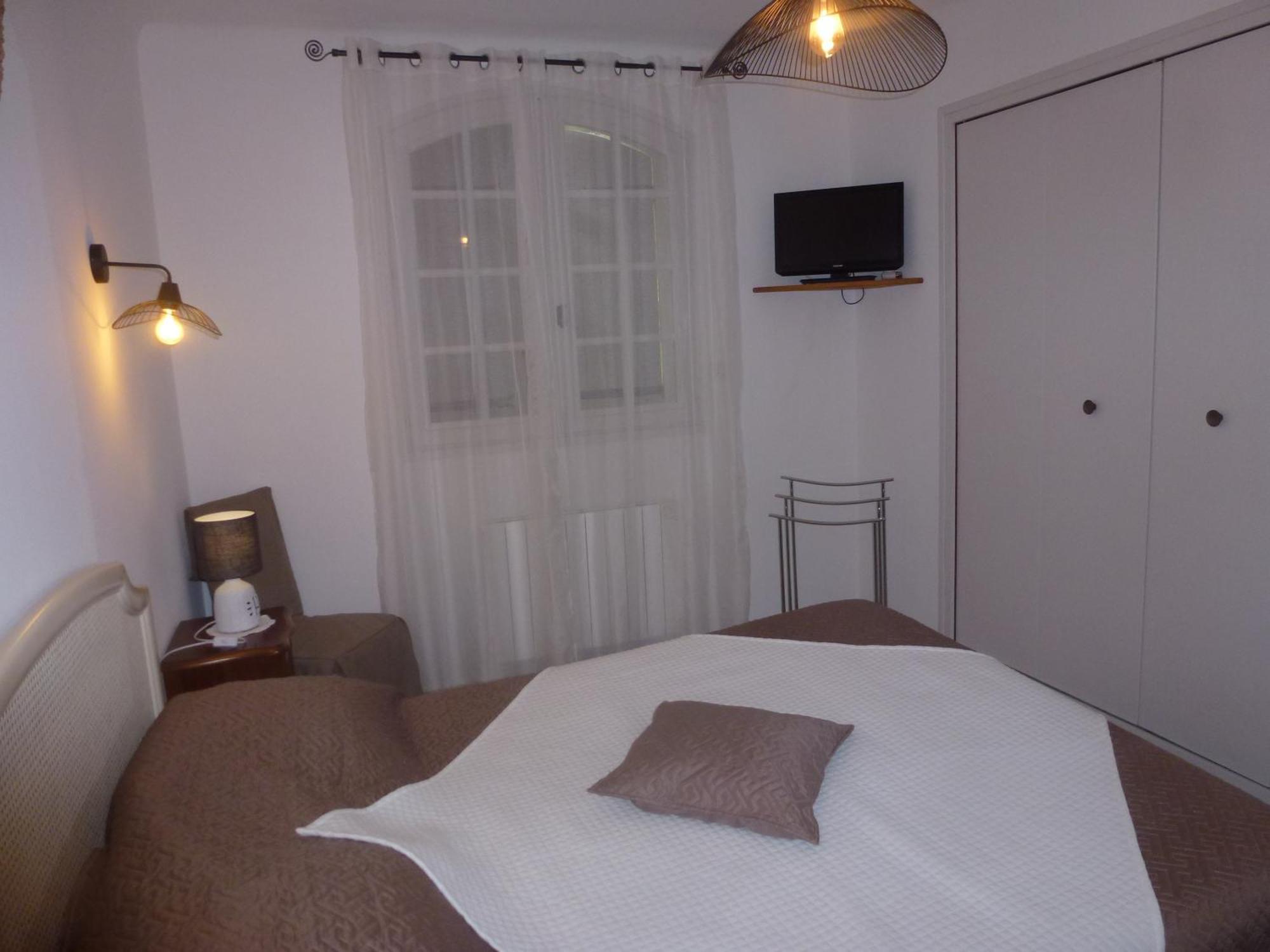 Chambre D'Hotes La Pinede ลอมเบสค์ ภายนอก รูปภาพ